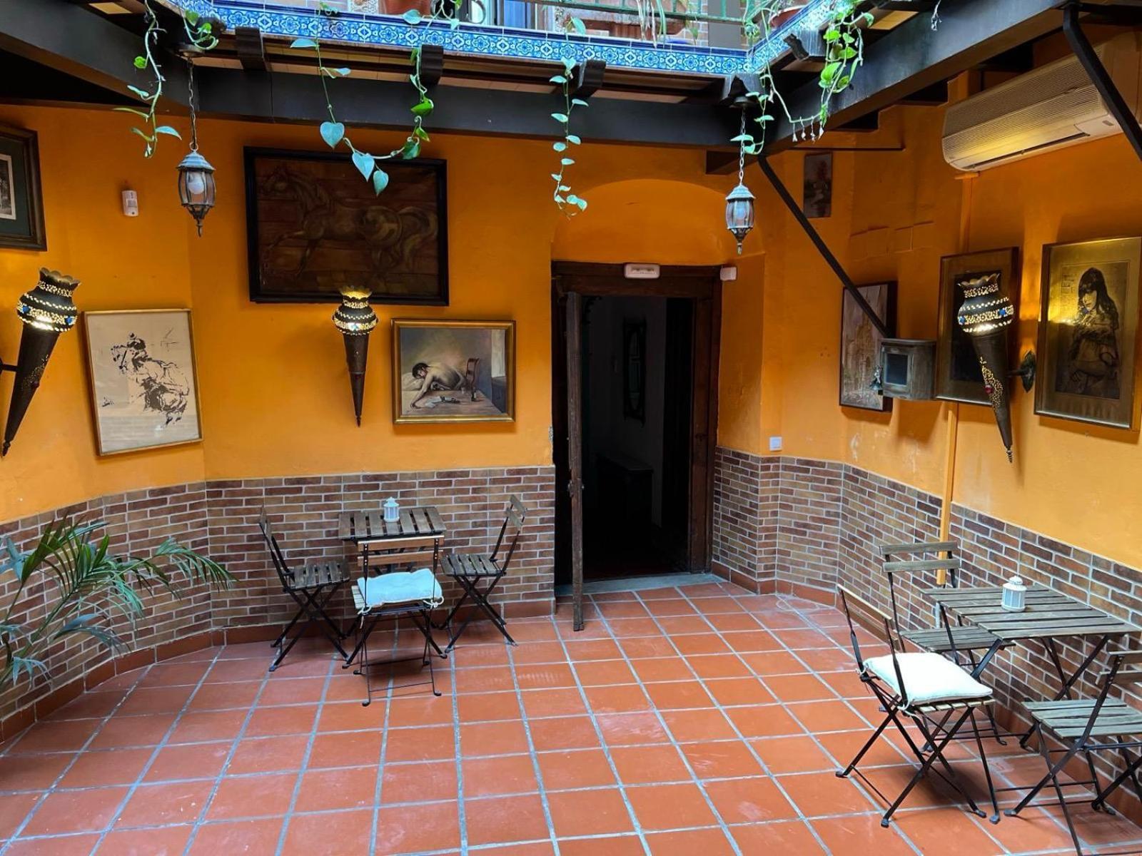 La De Zepeda Homestay *